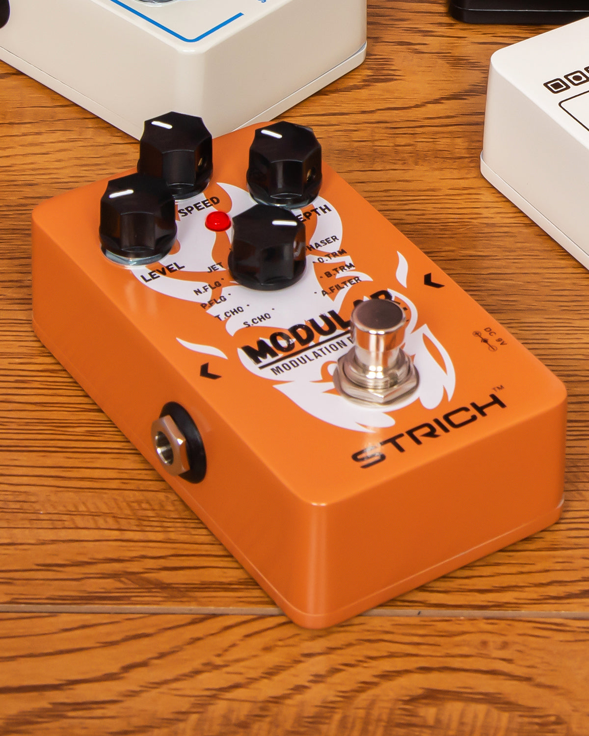 STRICH 11-Mode Modulation Guitar Pedal with Chorus, Phaser, Tremolo, Flanger, Vibrato, Auto Filter for Electric Guitar, True Bypass, Orange